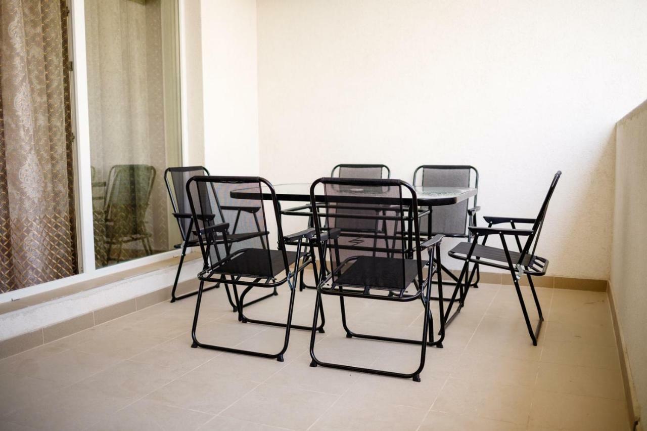 Apartament The Best Comfort Navodari Bagian luar foto