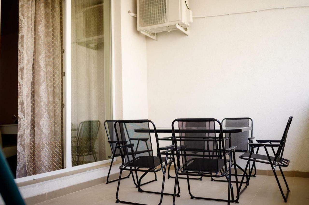 Apartament The Best Comfort Navodari Bagian luar foto